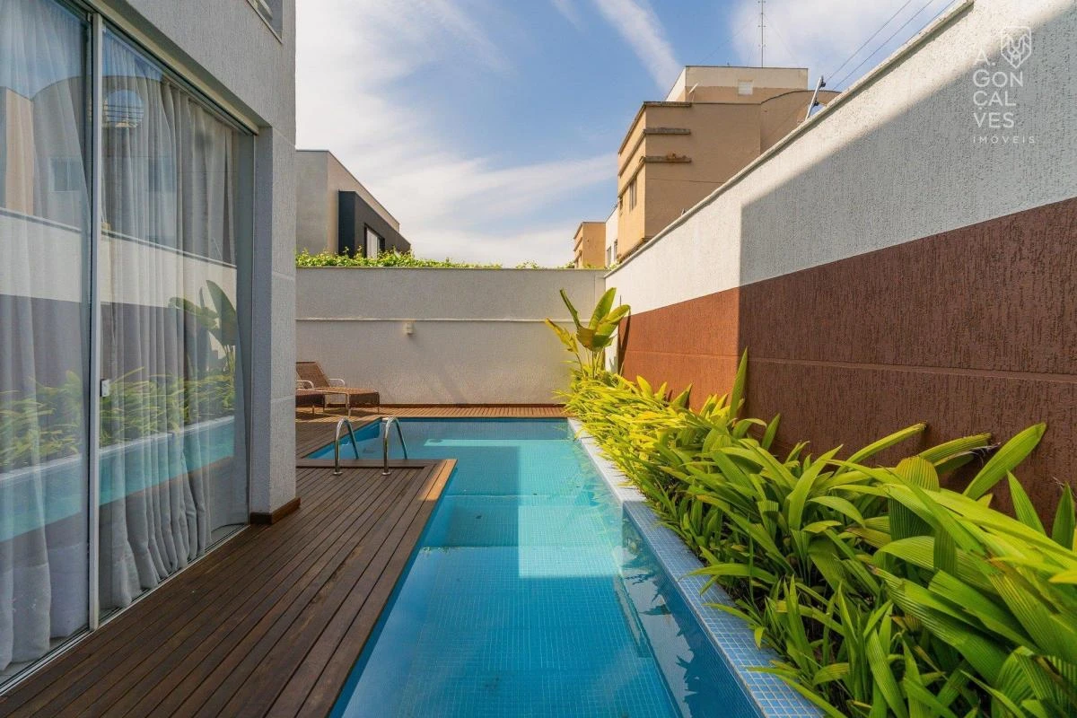 Furnished house with 3 en-suite bedrooms and balconies — photo 33