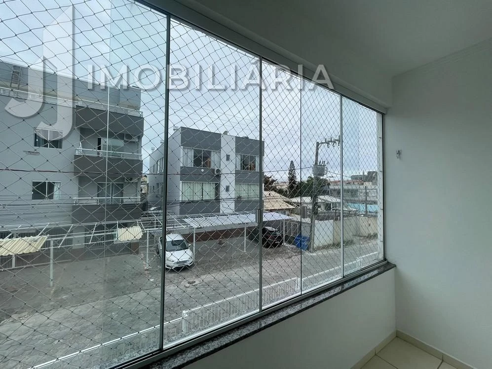 Glass-enclosed balcony in a 3-bedroom apartment, 90 m² — photo 19