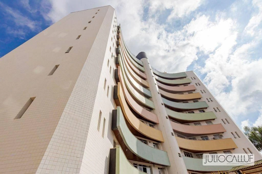 Застеклённый балкон и 3 спальни: квартира 151 м² — photo 41