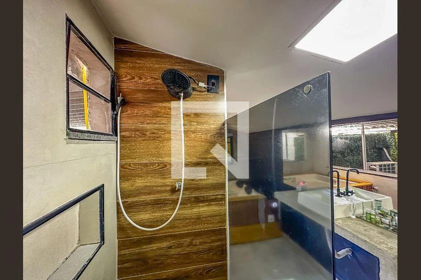 Casa mobiliada, 90 m², com janelas do piso ao teto — photo 11