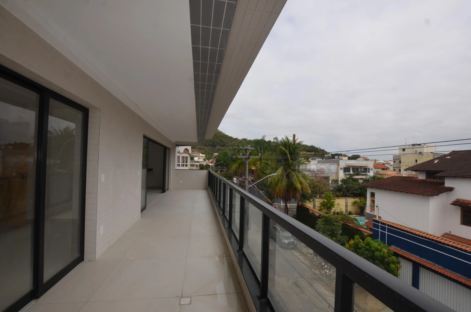 2-bedroom apartment with a mountain view in Rio de Janeiro — photo 9