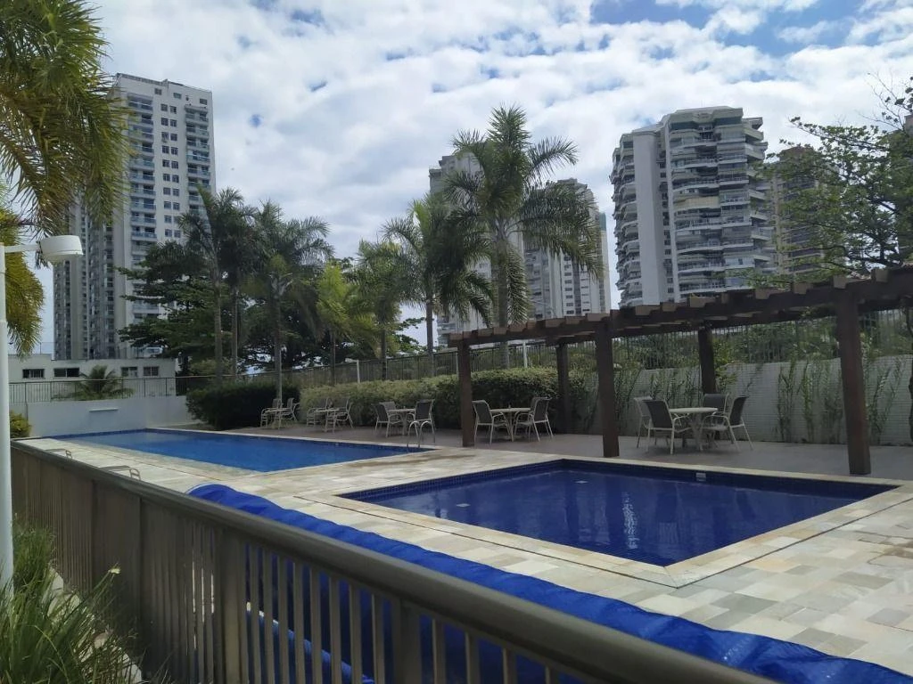Furnished penthouse with balcony and open-plan kitchen — photo 47