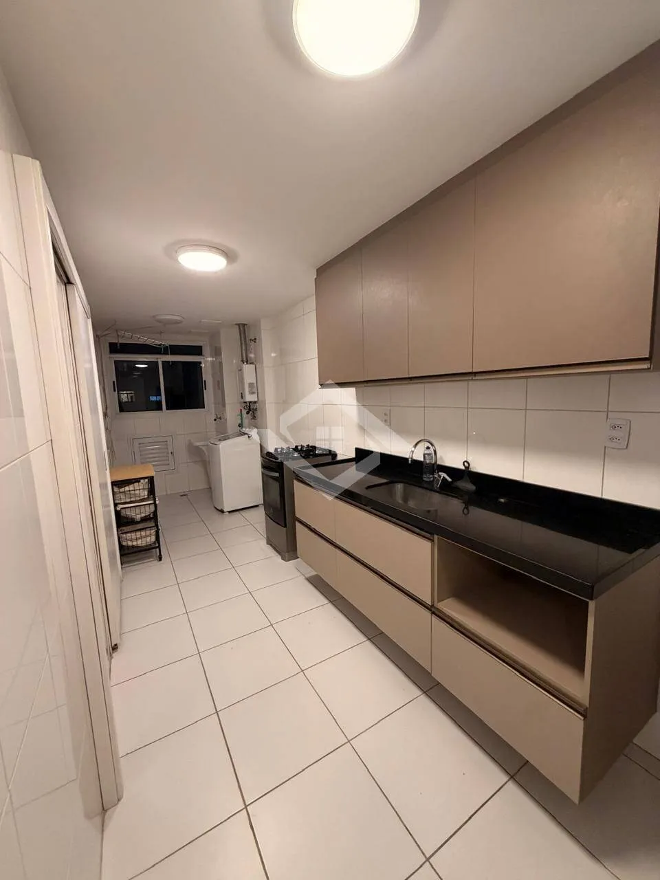 Furnished 3-bedroom apartment with closed kitchen — photo 5