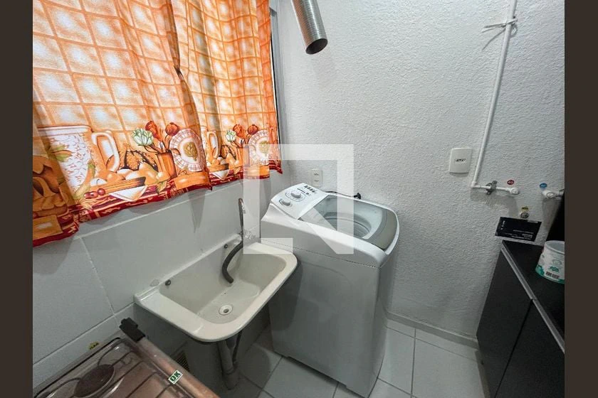Furnished 2-bedroom apartment with 1 parking spot, 42 m² — photo 30