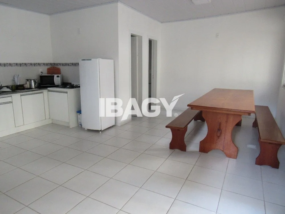 One-bedroom, 45 m² apartment in Florianópolis — photo 8
