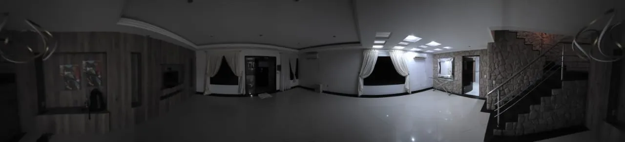 Балкон з грилем та 3 спальні: будинок 323 м² — photo 6