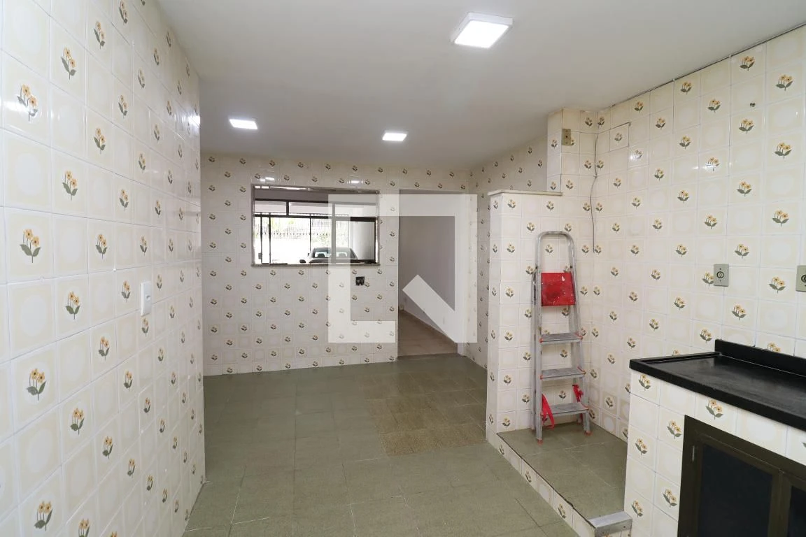 4-bedroom house, 200 m² — photo 28