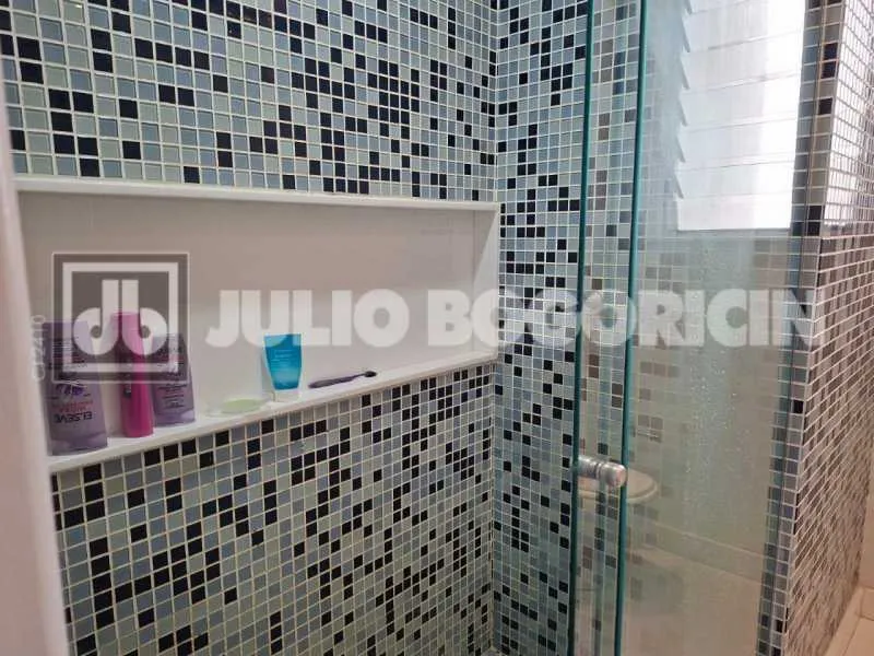 Unfurnished apartment with open-plan kitchen and 2 bedrooms — photo 20