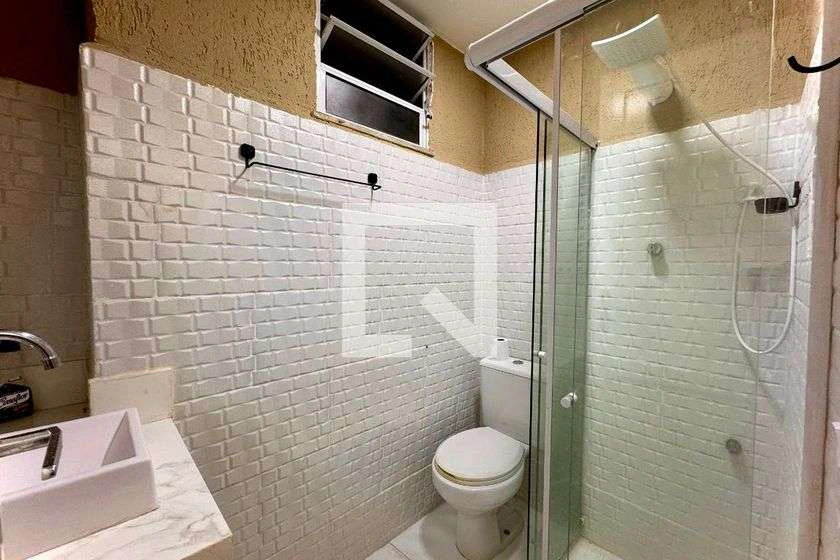 Furnished 24 m² studio with 1 bedroom and 1 bathroom — photo 7