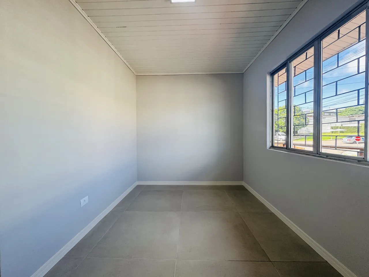 Rental house with 2 bedrooms and a balcony — photo 8
