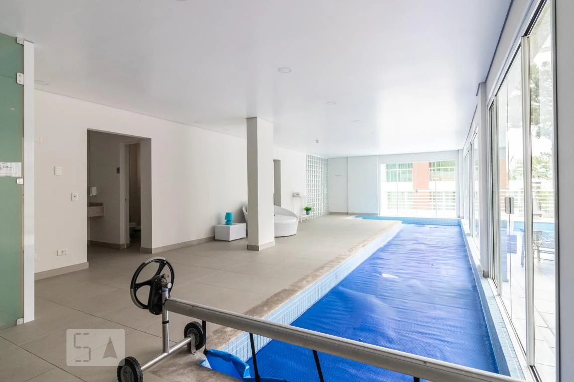One-bedroom apartment with a washing machine in Curitiba — photo 18
