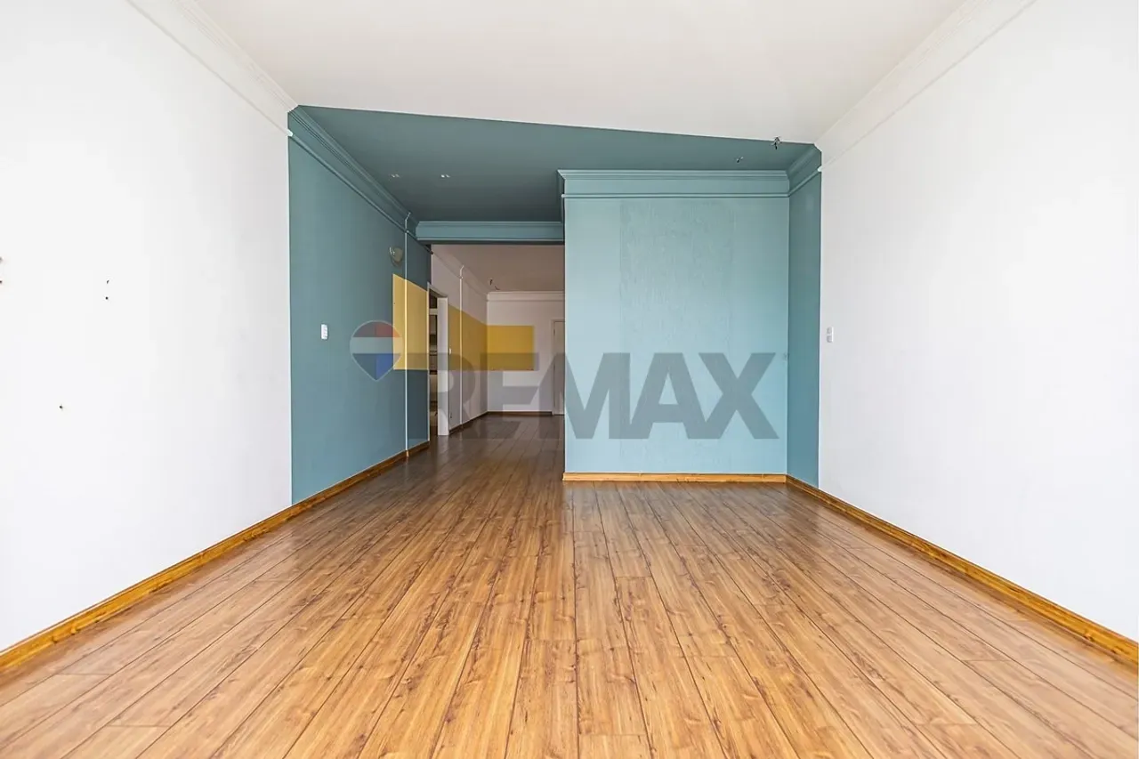 Home office in a 3-bedroom apartment, 181 m² — photo 23