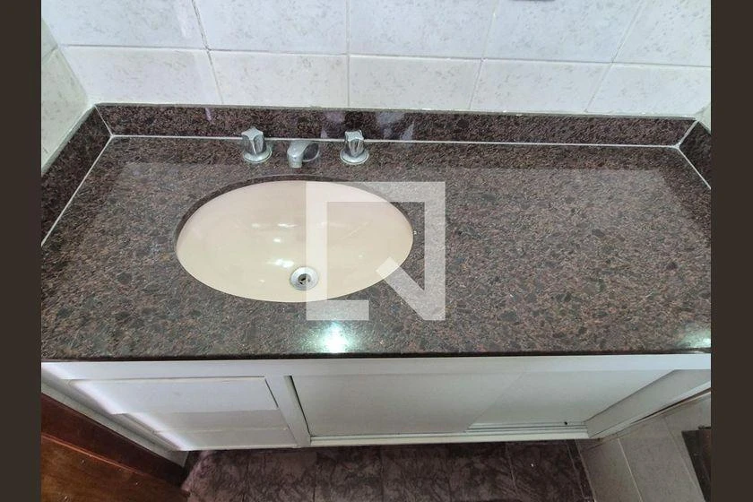 3-bedroom apartment with balcony, 202 m² — photo 3