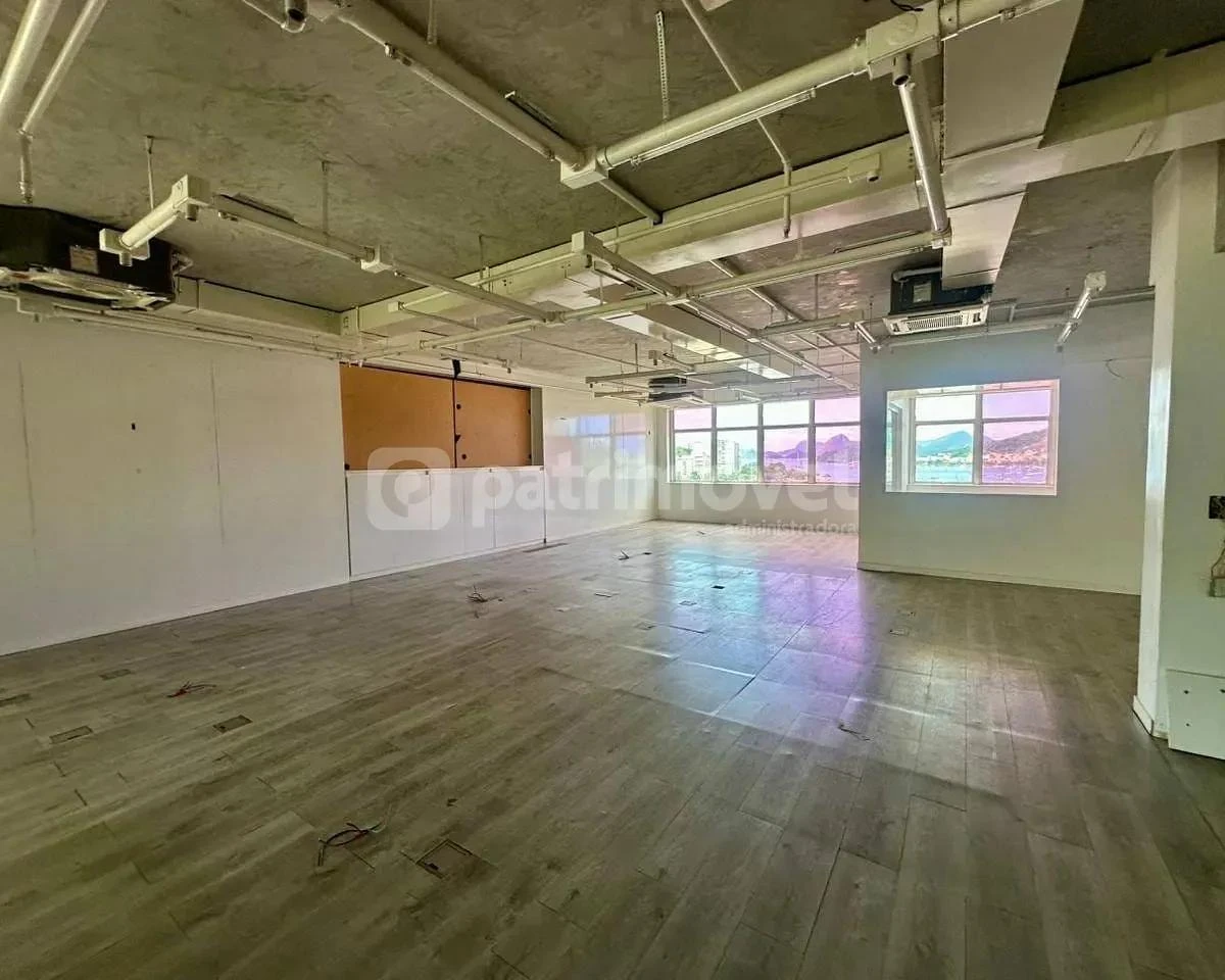 716 m² apartment with 1 bedroom and 4 bathrooms — photo 21