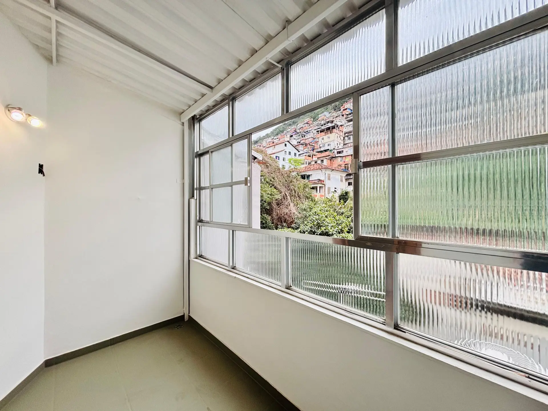 Apartamento mobiliado com 1 quarto e varanda — photo 4