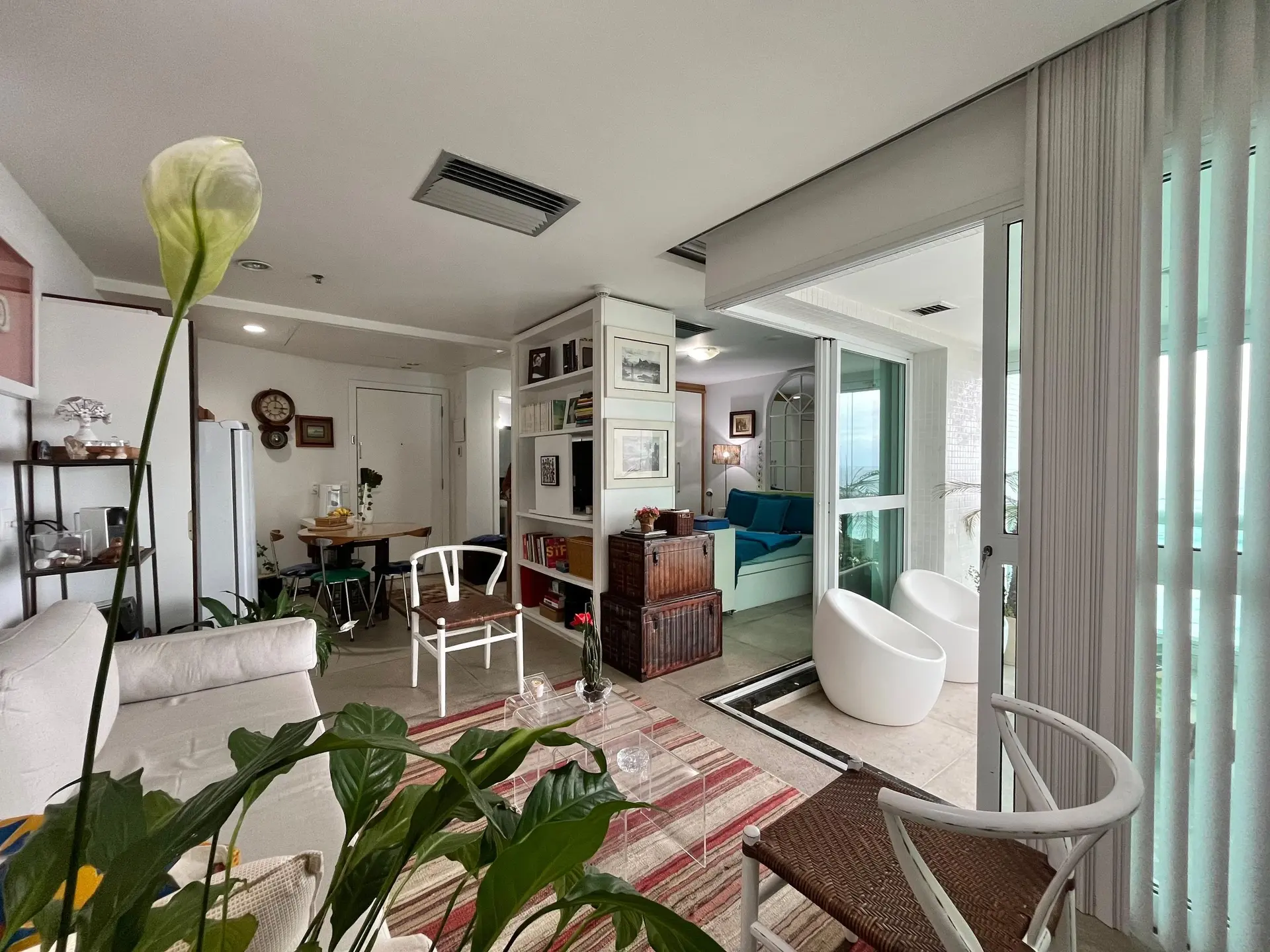 Furnished studio, 48 m², with a water view — photo 8