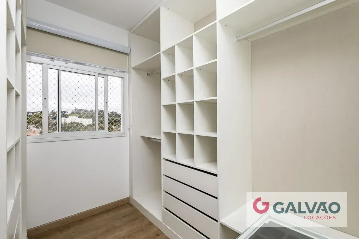 66 m² apartment with a washing machine and a walk-in closet — photo 3