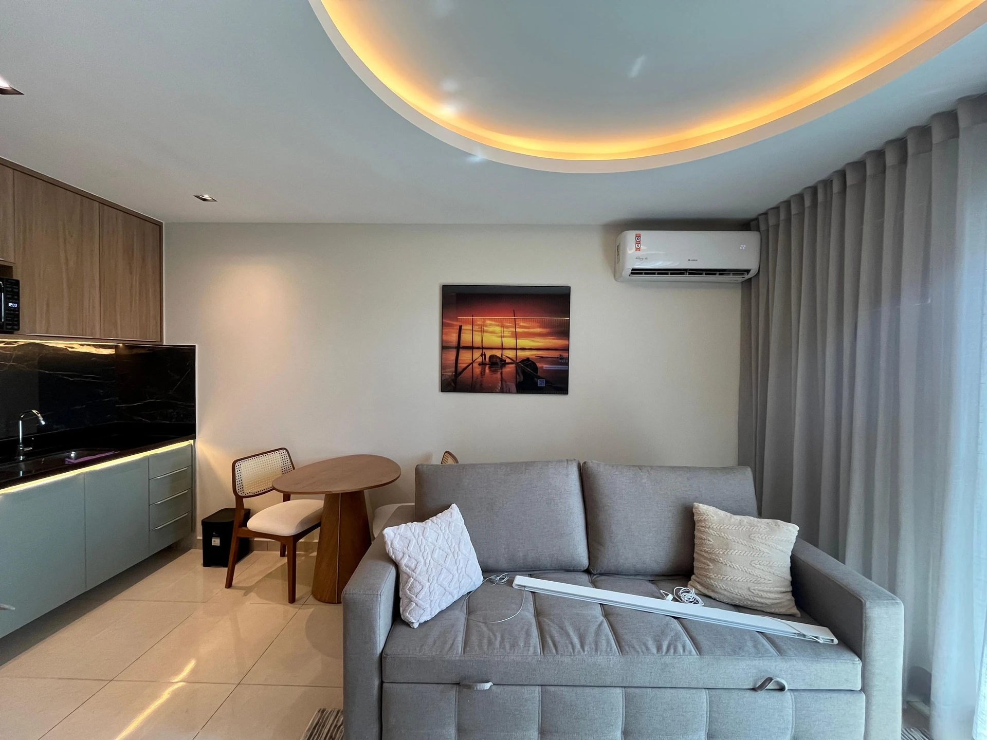 One-bedroom apartment in a building with a sauna — photo 8