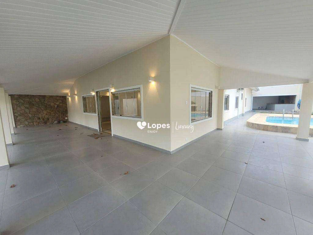 Linear house for rent with 5 bedrooms and private pool — photo 11