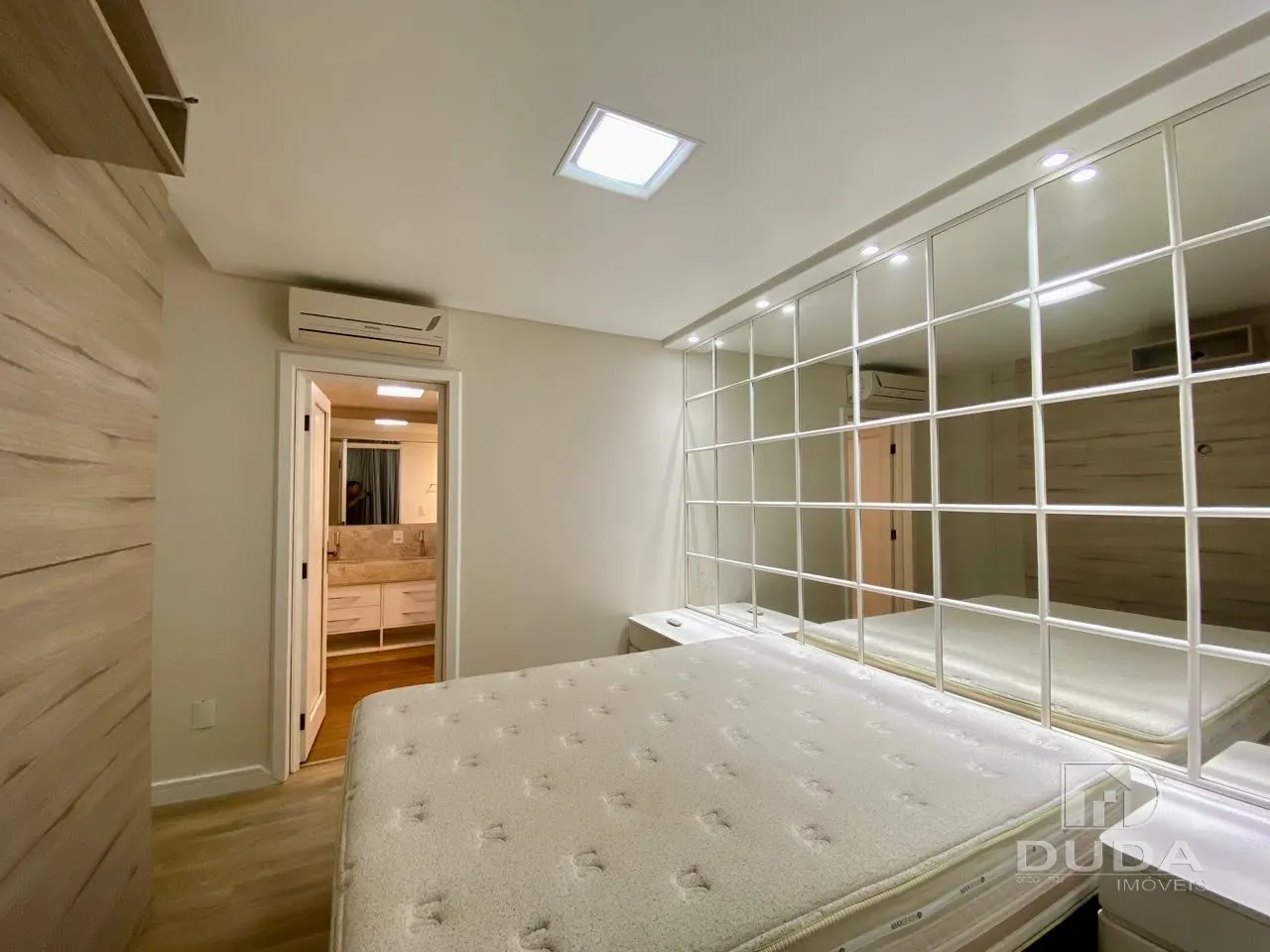 200 m² apartment with a bathtub and floor-to-ceiling windows — photo 15