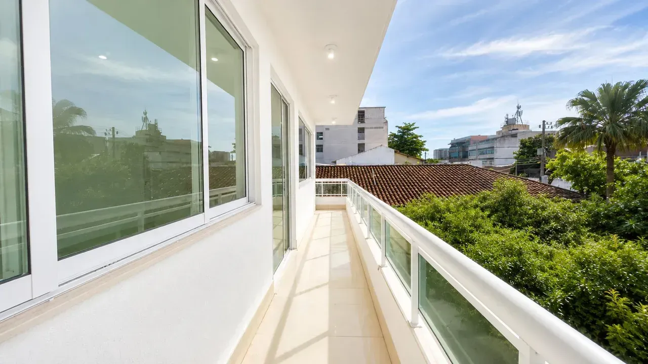 Unfurnished house with 5 bedrooms and 5 bathrooms, 266 m² — photo 9
