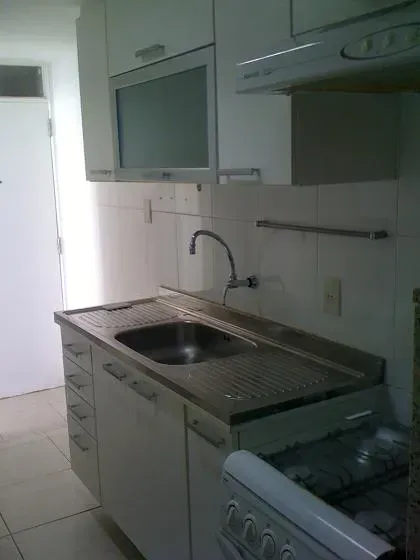 Невмебльована квартира з газовою плитою та 2 ванними — photo 3