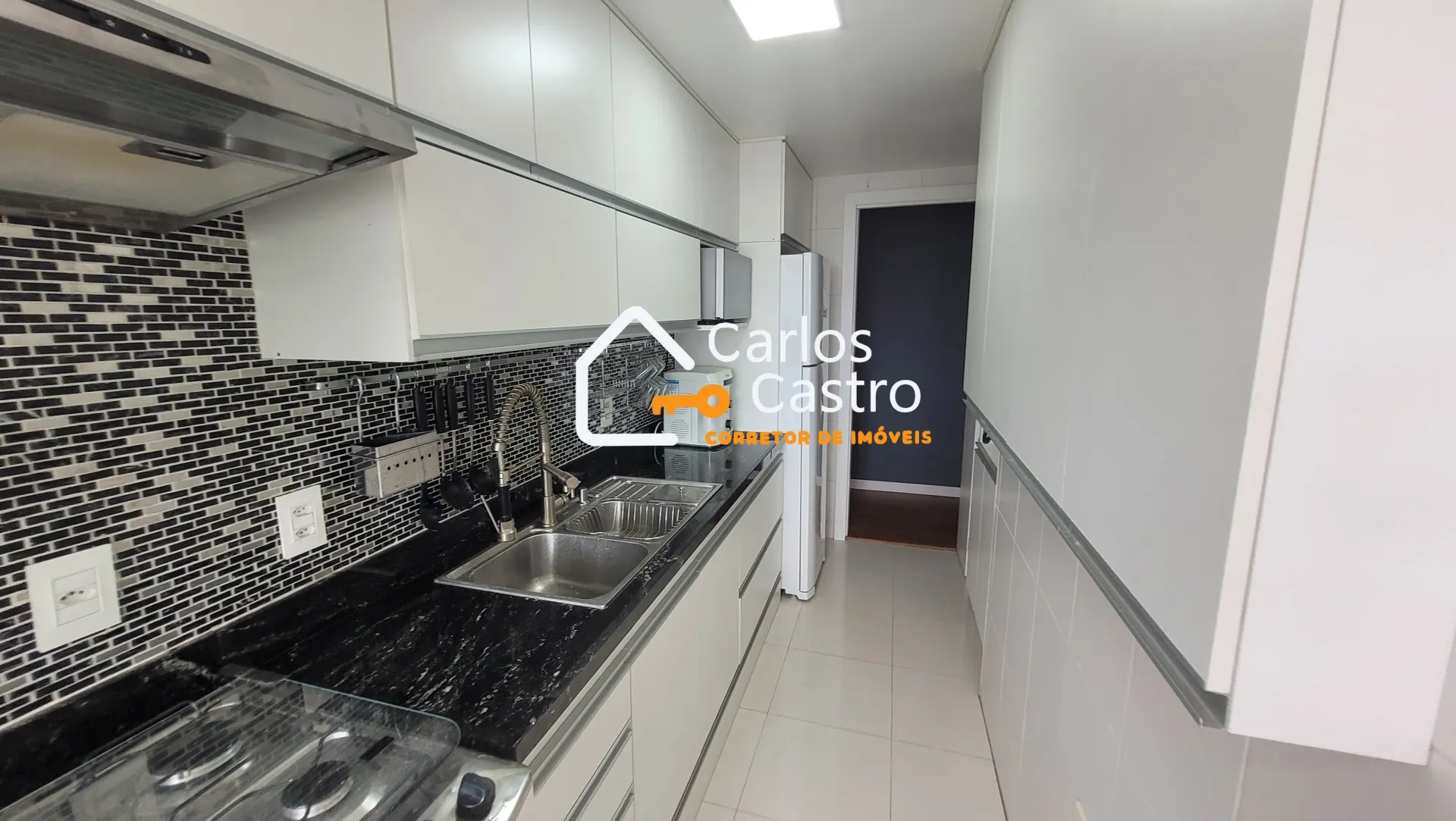 Furnished 86 m² apartment with 3 bedrooms and 1 parking spot — photo 15