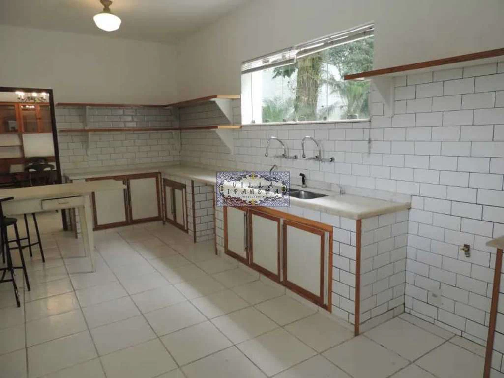 Casa com 4 quartos e 6 banheiros com piscina e churrasqueira — photo 20