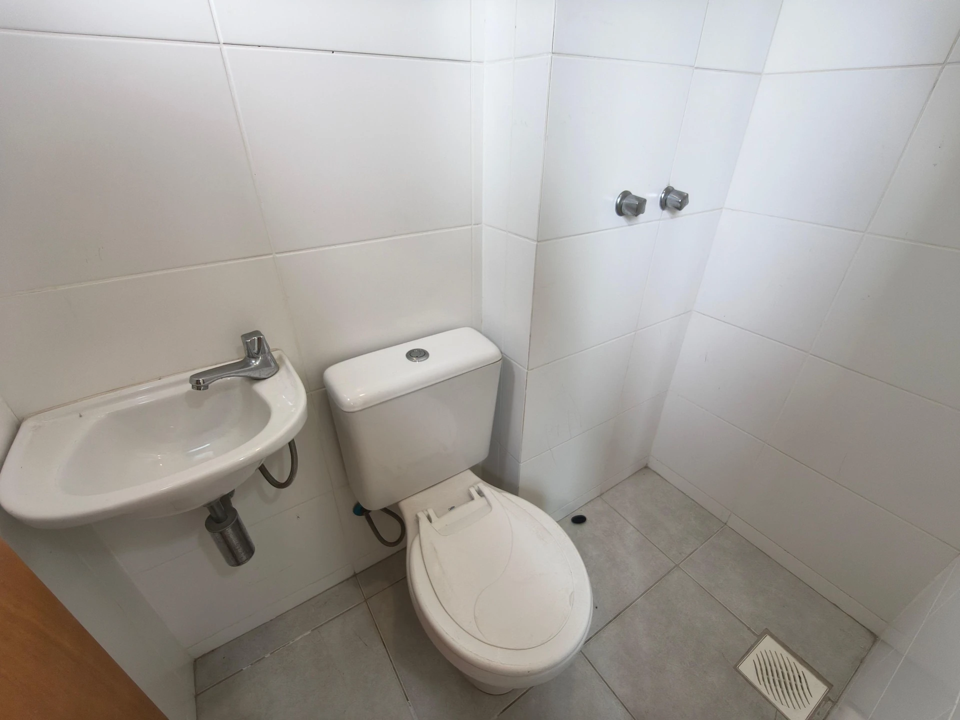 3-bedroom apartment in a building with a sauna — photo 22