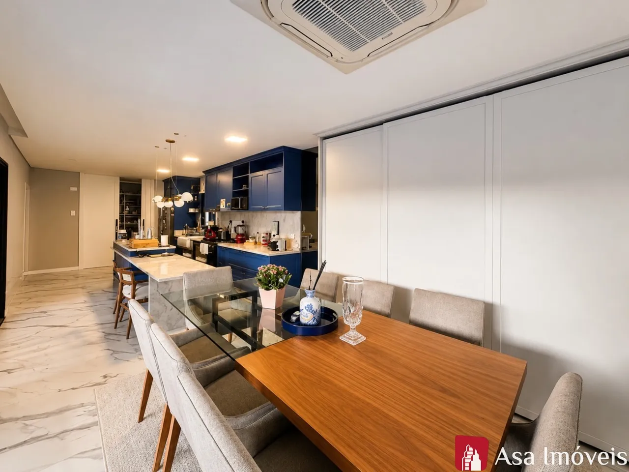 Furnished house with 4 bedrooms and an open-plan kitchen — photo 3