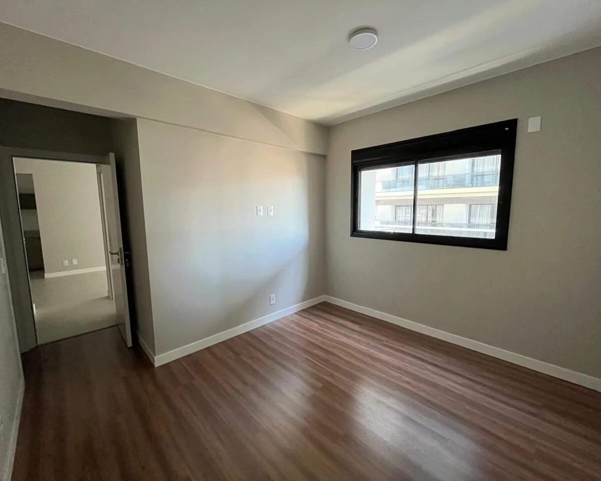 Furnished apartment, 68 m², with a grill on the balcony — photo 11