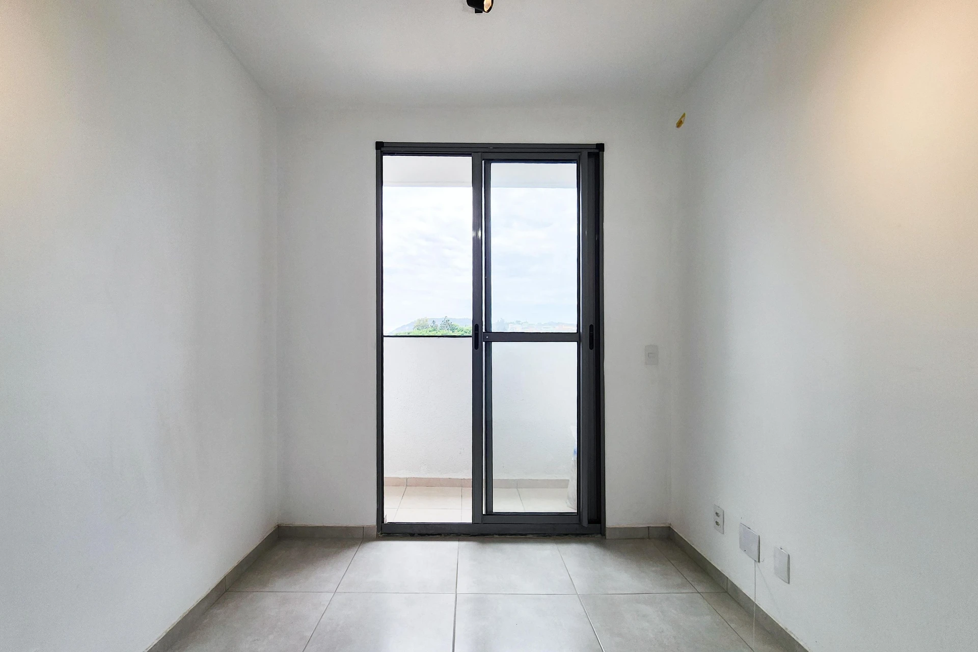 2 quartos e vista para as montanhas: apartamento de 48 m² — photo 12