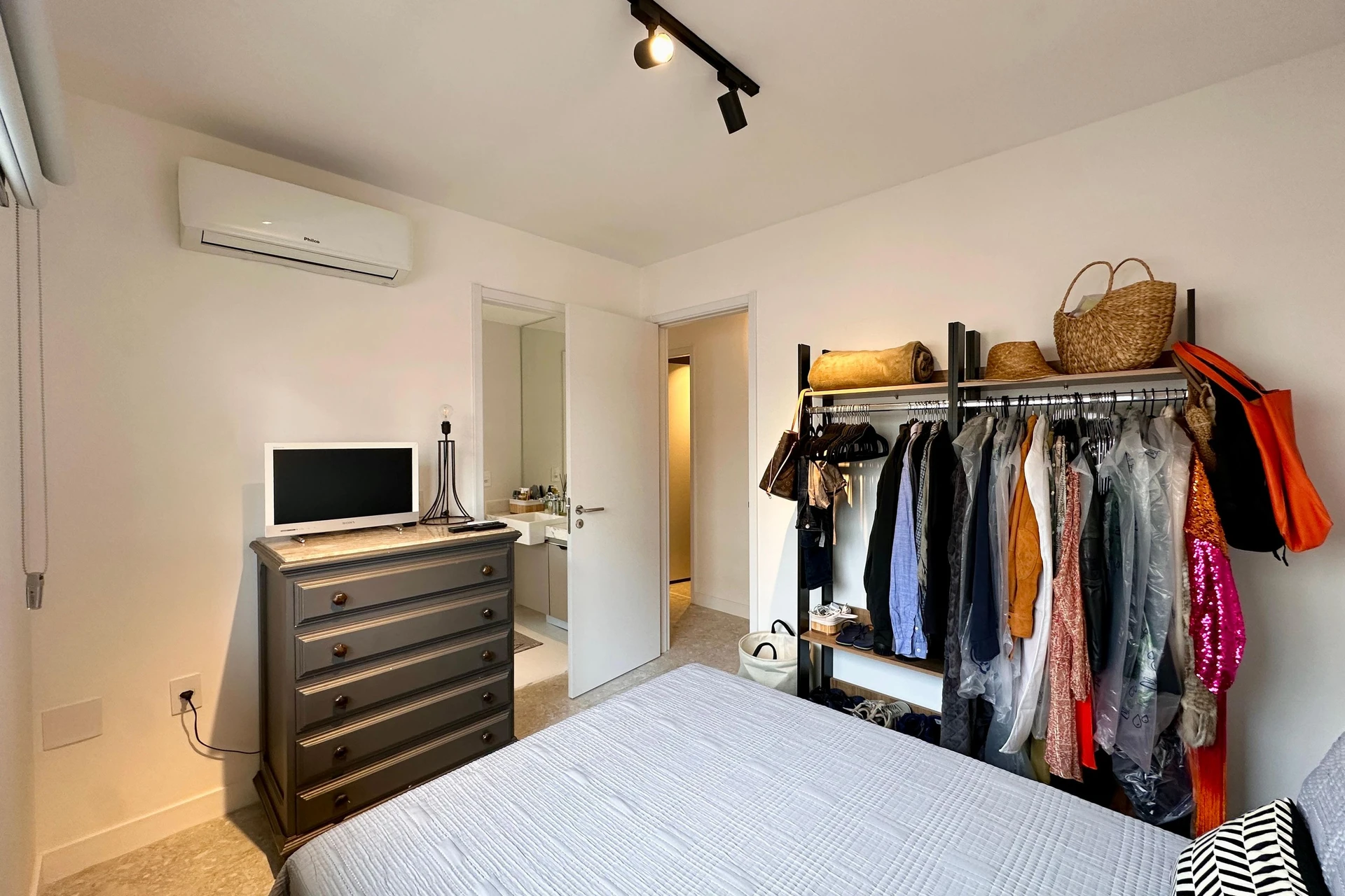 Apartamento com cozinha integrada e 3 suítes — photo 35
