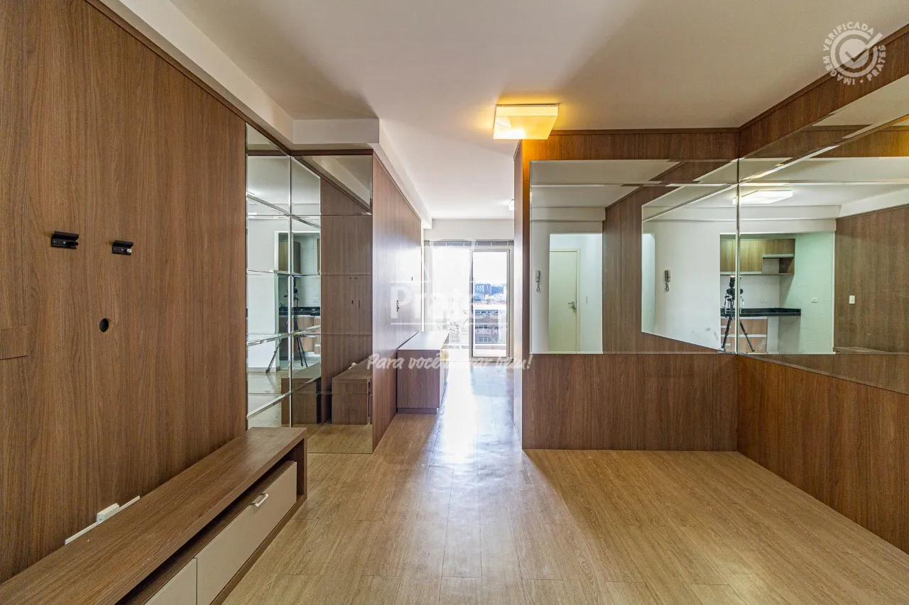 1-bedroom apartment with balcony and a separate kitchen — photo 6