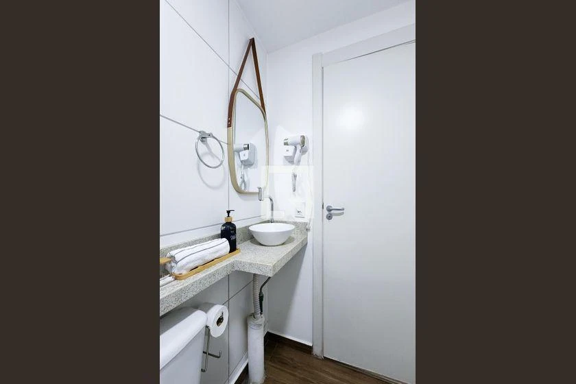 Monoambiente amueblado, 30 m², con espacio de home office — photo 31