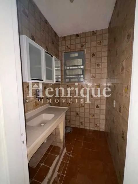 Studio, 36 m², with wood or laminate floors — photo 11