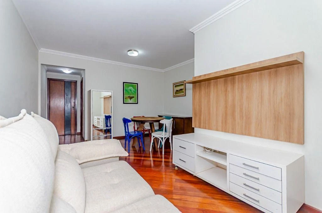 3-bedroom apartment with a washing machine in Curitiba — photo 18