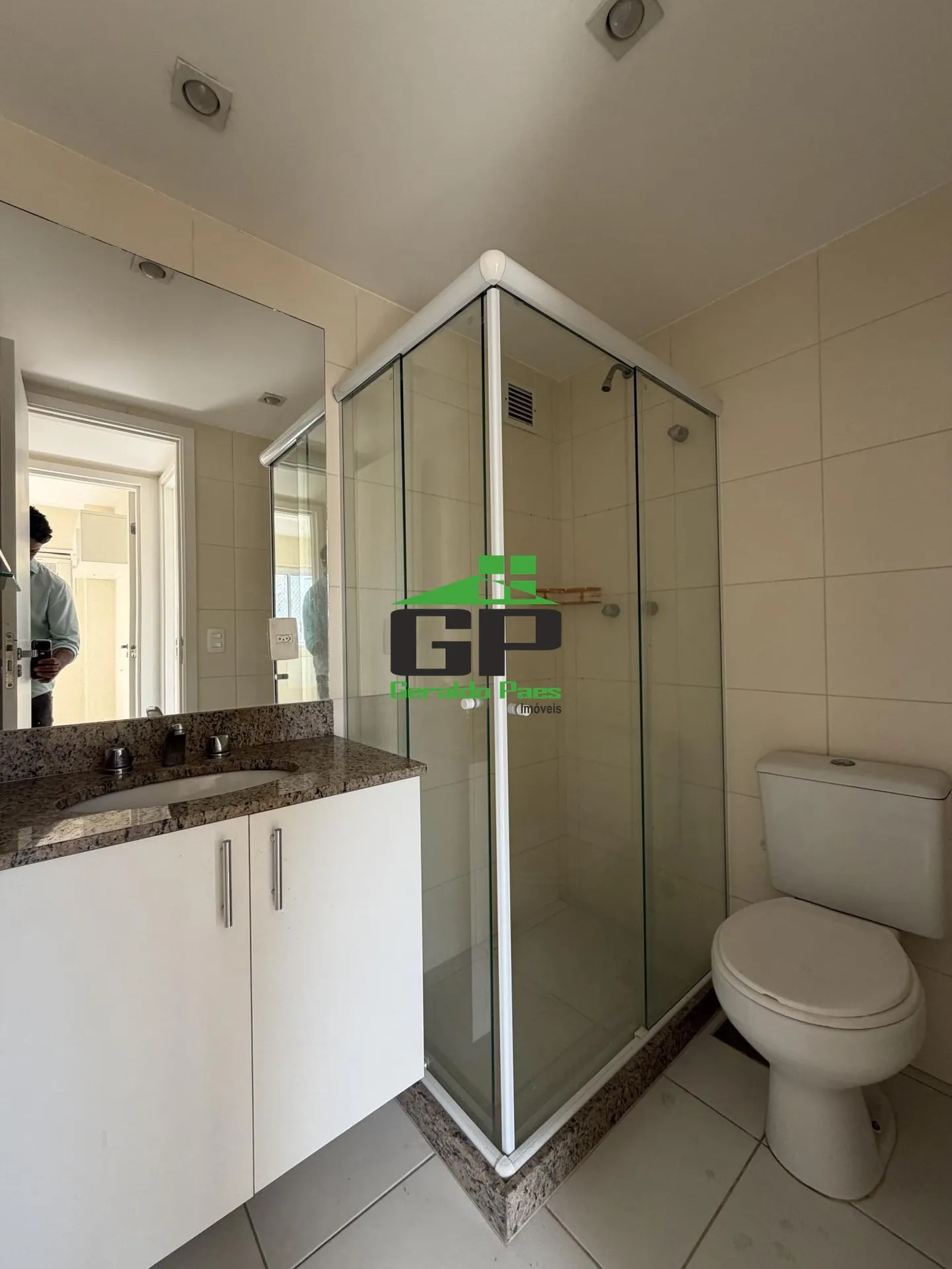 Apartamento de 2 quartos em condomínio com academia — photo 3