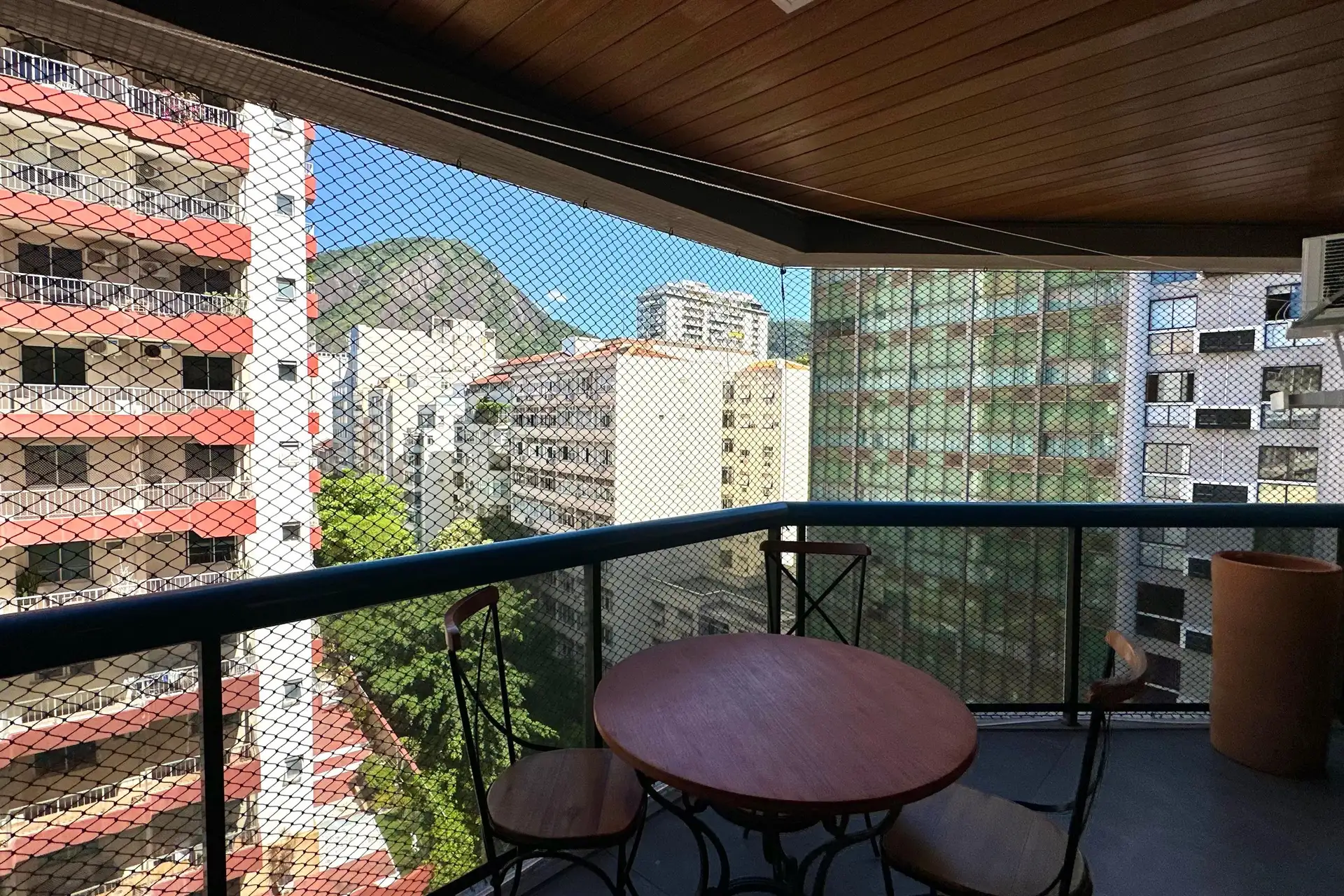 Apartamento mobiliado com 2 suítes e 3 banheiros — photo 56