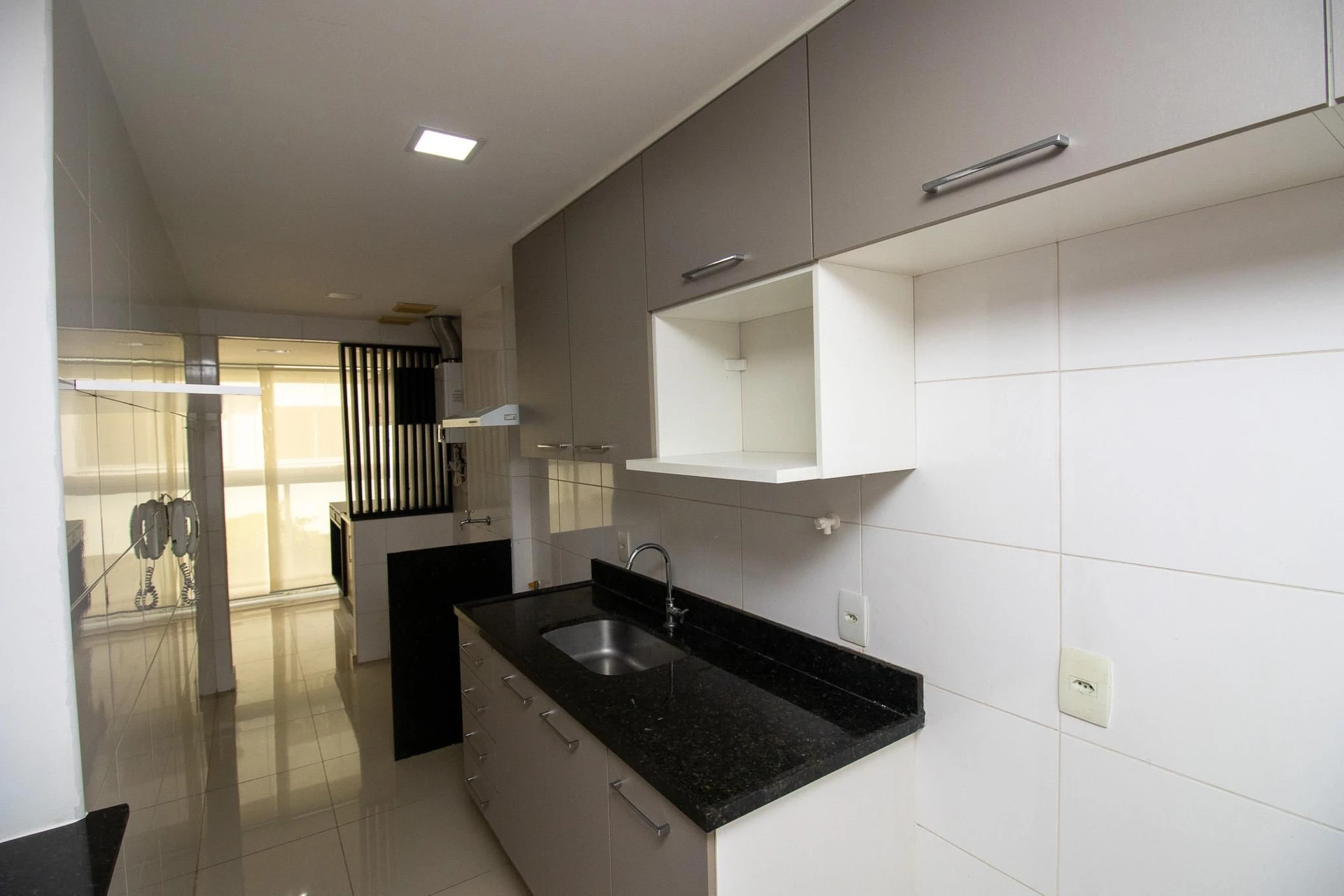 Apartamento, 82 m², com varanda envidraçada — photo 31