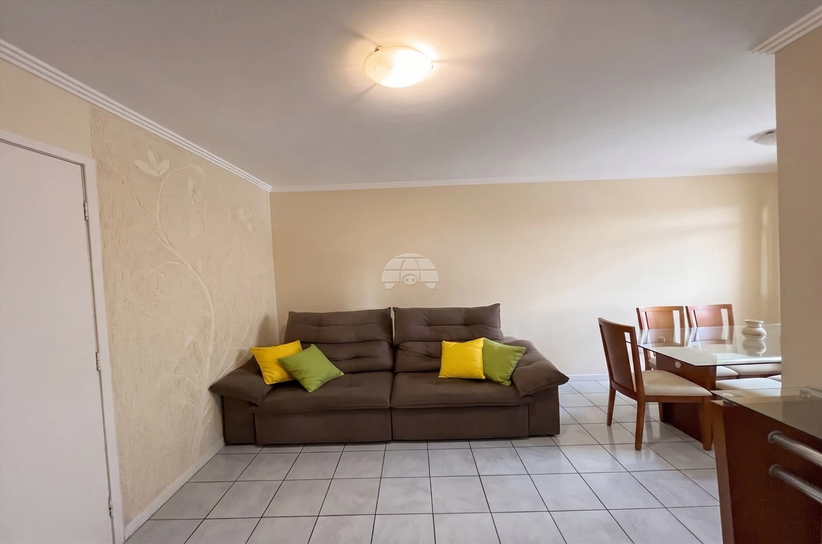 3-bedroom apartment with 1 bath, 53 m²