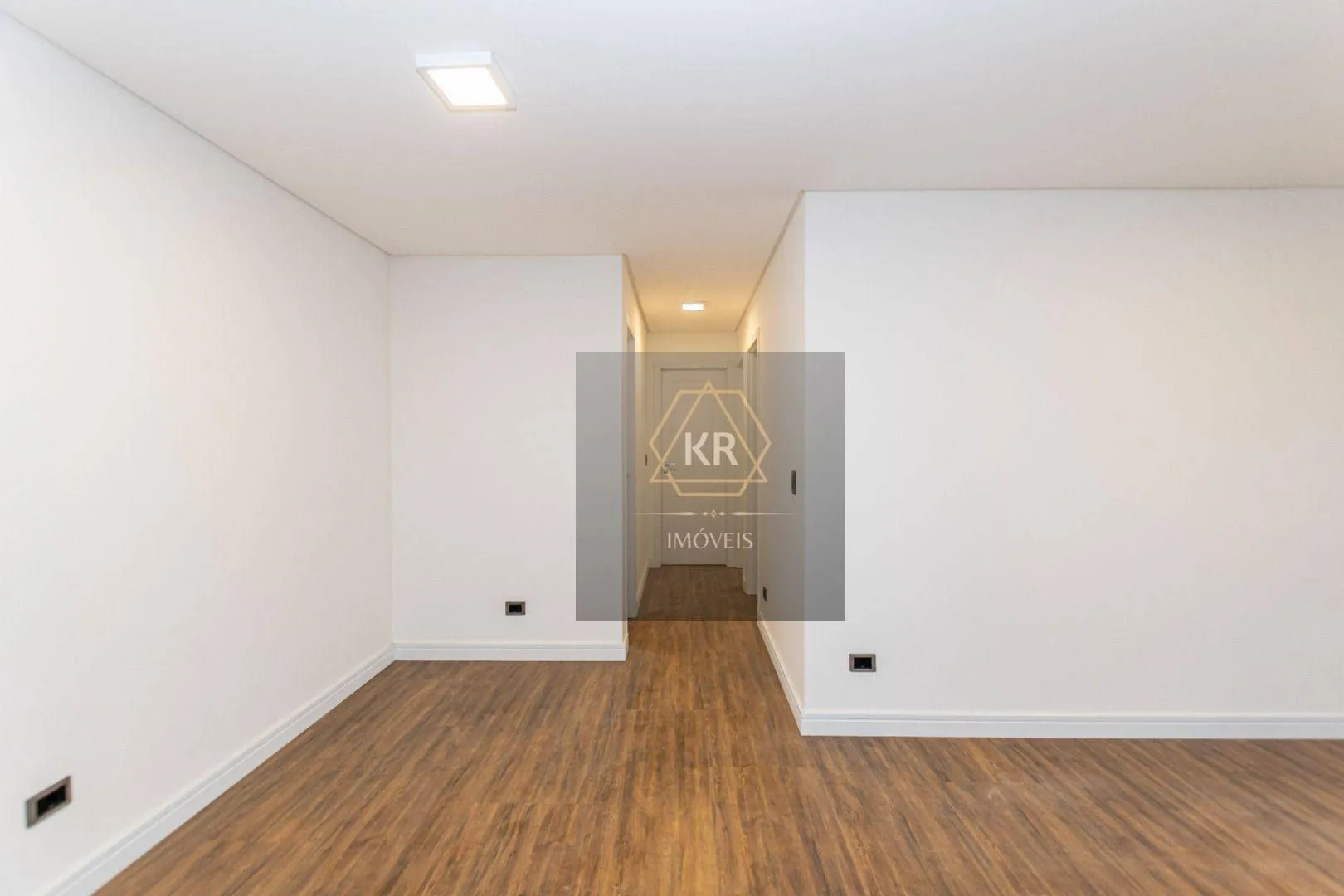 3-bedroom apartment with a private BBQ area — photo 32