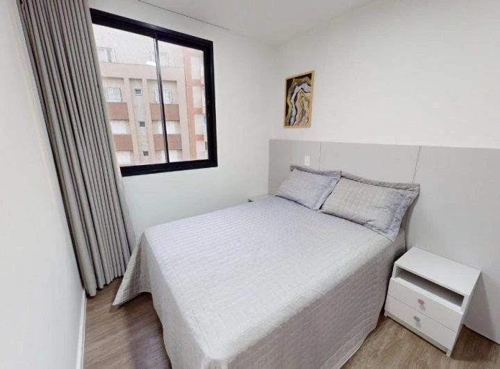 Furnished 1-bedroom apartment with no parking space — photo 3
