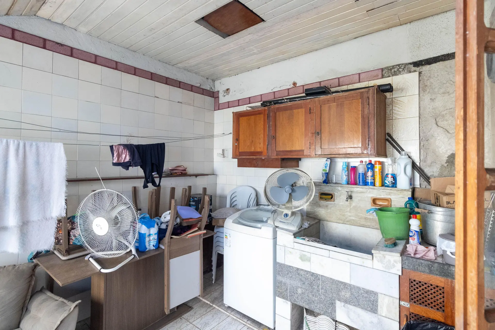 Furnished rental house with 2 bedrooms and 2 baths — photo 3