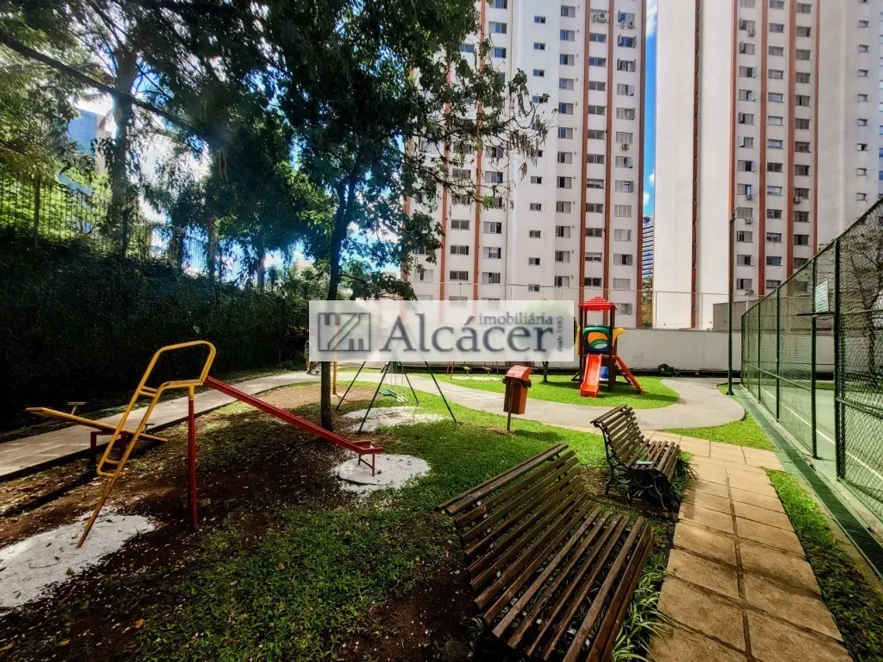 3-bedroom apartment with 4 bathrooms and 2 parking spaces — photo 34
