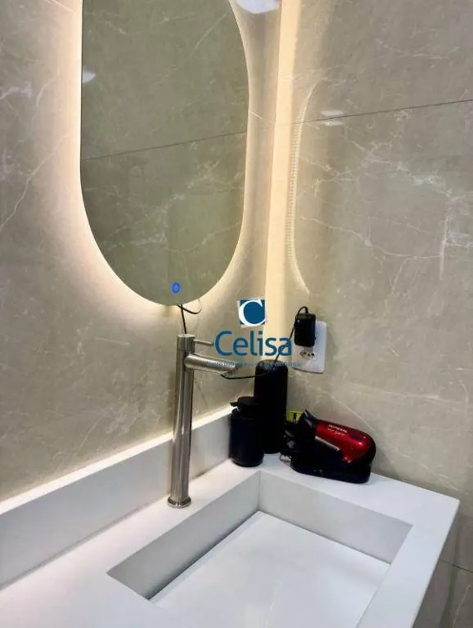 Меблированная студия с открытой кухней 34 м² — photo 11