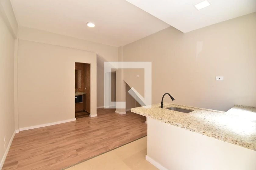 Studio, 42 m², with wood or laminate floors