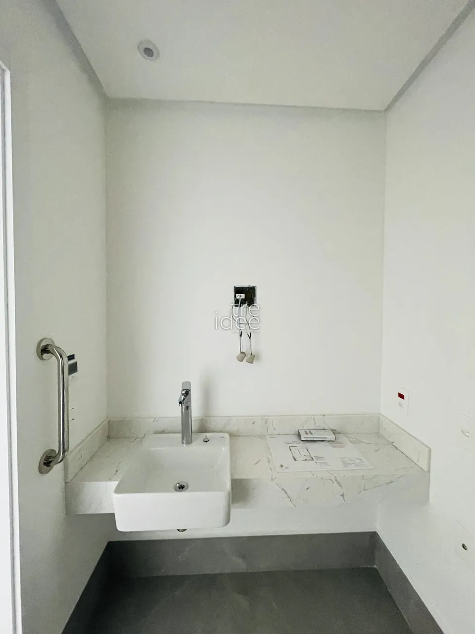 1-bedroom apartment with 50.35 m² and 1 parking space — photo 28