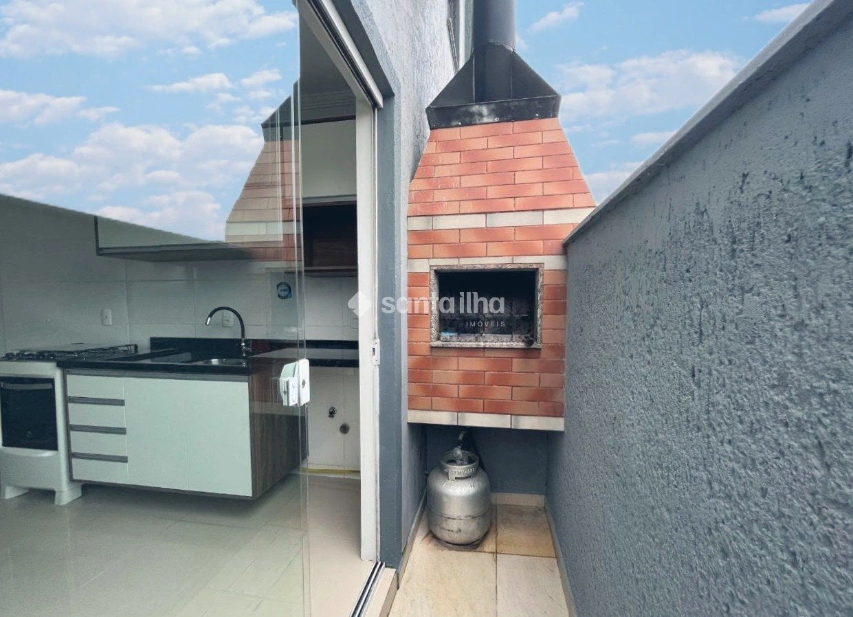 Furnished apartment, 57 m², with a grill on the balcony — photo 12