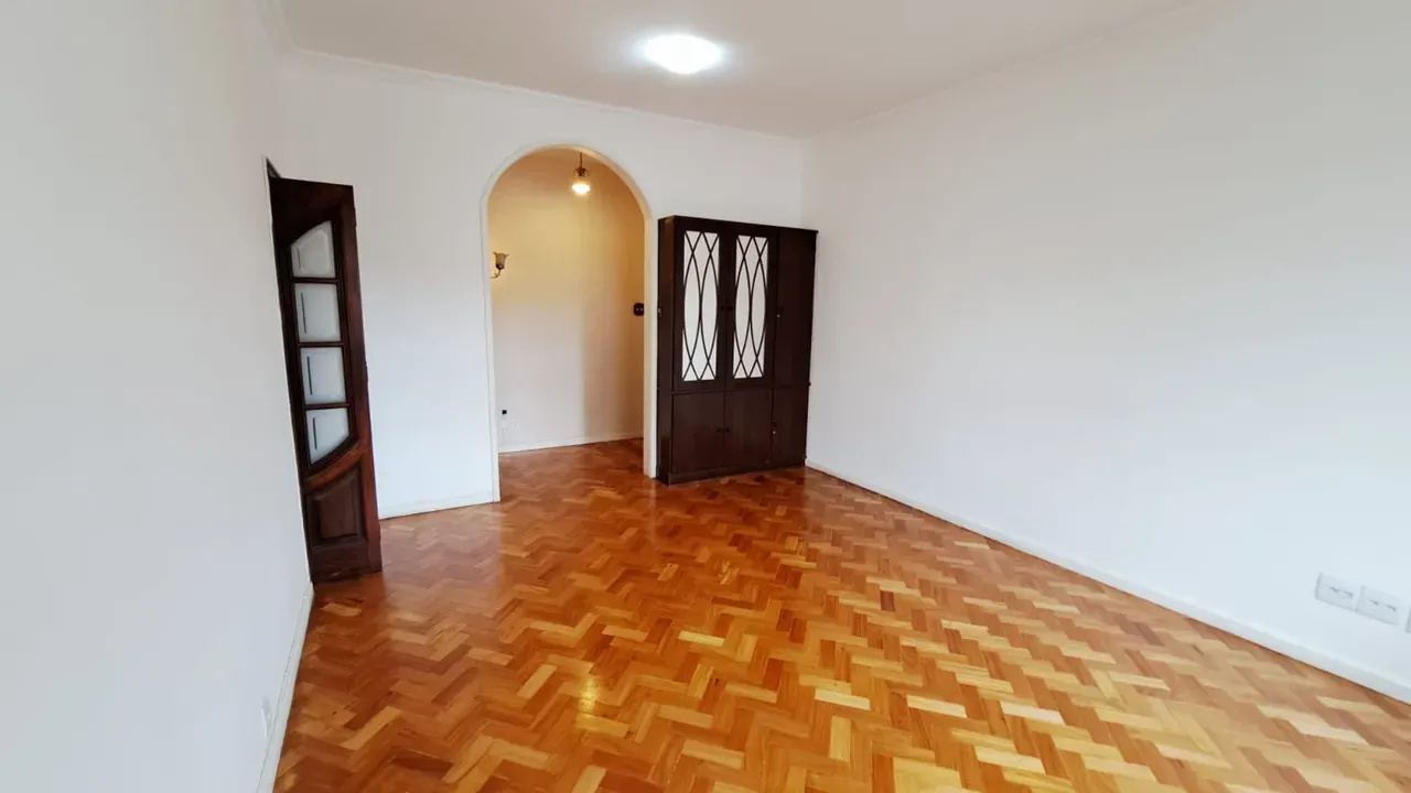 Apartment on the 3rd floor with a walk-in closet — photo 9